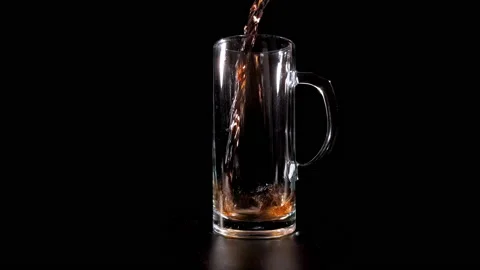 Lemonade pouring 库存影片 112675593