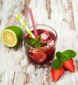 Lemonade with srtawberries Foto stock