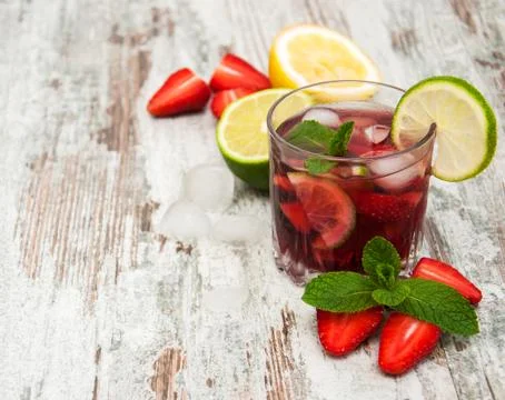 Lemonade with srtawberries Foto stock