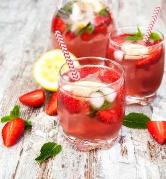 Lemonade with srtawberries Stock Photos