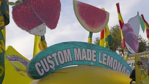 Lemonade stand sign Stock Footage 256677956