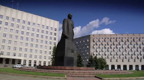 Lenin Statue 스톡 동영상 64207833
