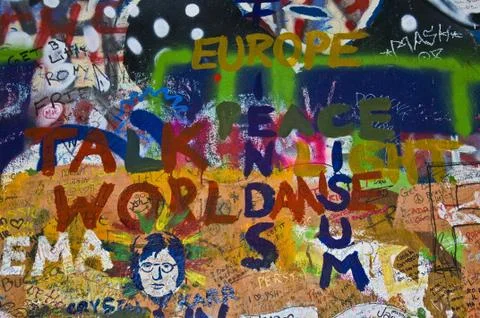 Lennon wall Stock-Fotos