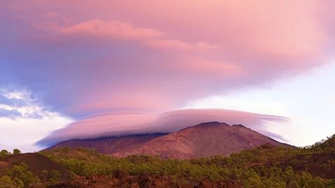 Lenticular cloud above volcanoes Pico Viejo and Teide in Tenerife, 4k Timelapse Stock Footage