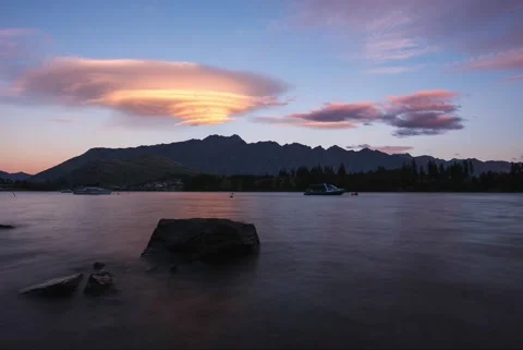 Lenticular clouds over remarkables mountains in queenstown, new zealand Stock Footage 132299885