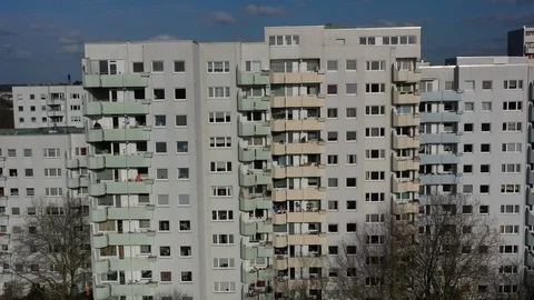 Lenzsiedlung Stock Footage 105289906