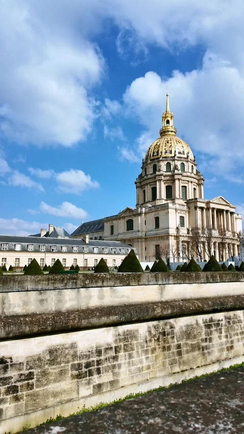 Les Invalides architectural complex and gardens, Paris in France. Handheld Stock Footage 279656422