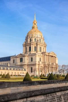 Les Invalides is a complex of museums and monuments in Paris, military histor 库存照片