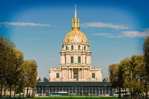 Les Invalides is a complex of museums and tomb in Paris, the military history Фото