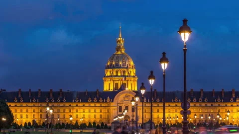 Les Invalides day to night timelapse in Paris, France Stock Footage 236871803