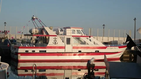 Les Quatre Maries II excursion boat moored at Port Gardian. Stock Footage 340405752
