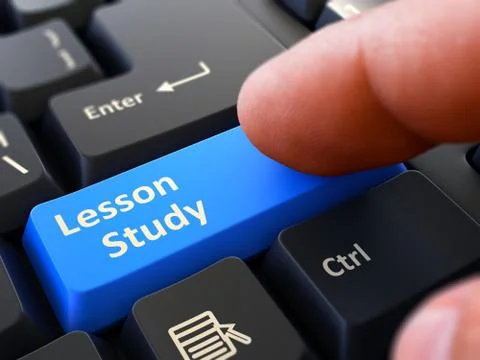 Lesson Study Concept. Person Click Keyboard Button Illustrazione stock