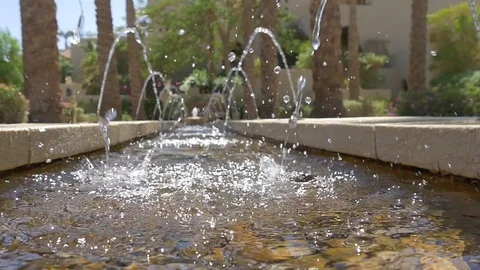 Let the drops fall down Video stock 72367414