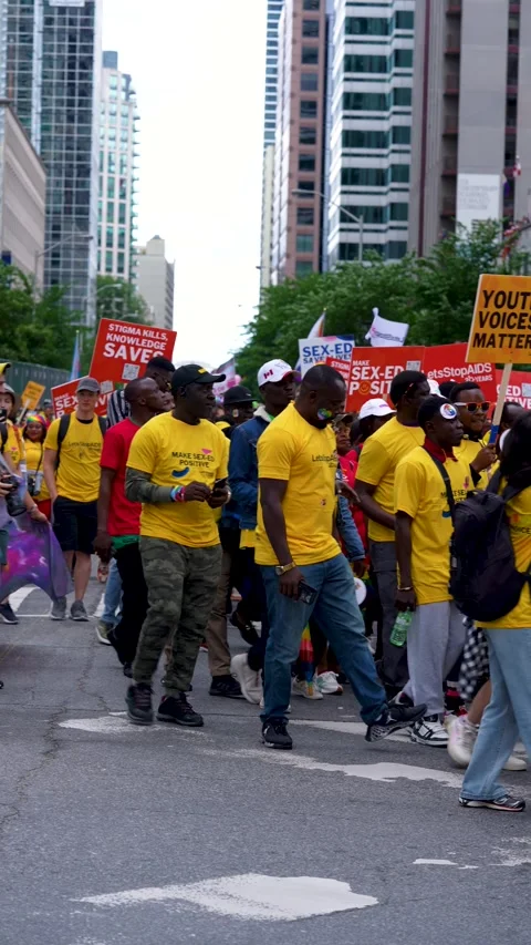 Lets Stop AIDS Banner Carried During Pride Parade Toronto 스톡 동영상 332018066