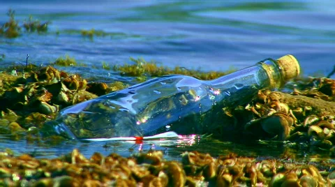 Letter in Sea Stockbeeldmateriaal 584981