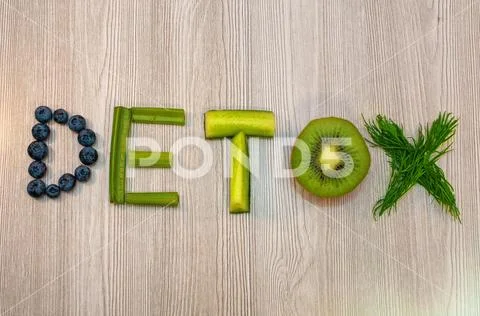Lettering detox cleansing for health Stock Photos
