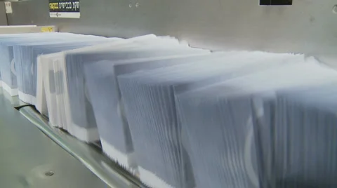 Letters "dance" in sorting machine Stock-Footage 1101010