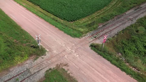 LEVEL CROSSING ORBIT 스톡 동영상 279569296