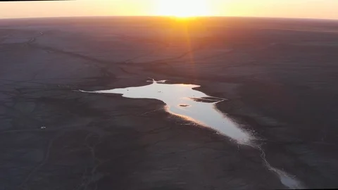 Level of devastation of a drying up lake due to drought and climate change Video stock 118265183