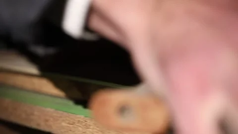 Level the wood 1 Video stock 326496917