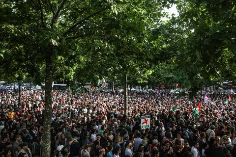LFI protest against Israel's interception of the Freedom Flotilla, Paris, France Stock Photos