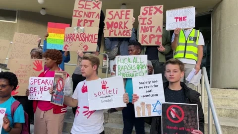 LGBTQI+ protest outside top Cape Town restaurant Stock Footage 201547066