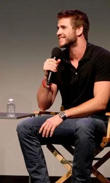  Liam Hemsworth talks about his new movie Paranoia at the Apple store in S... Stockfoto's