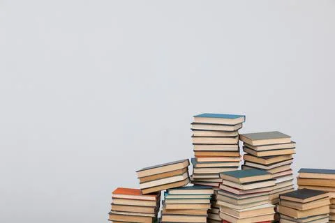 Library learning science stack of books on white background training Foto stock