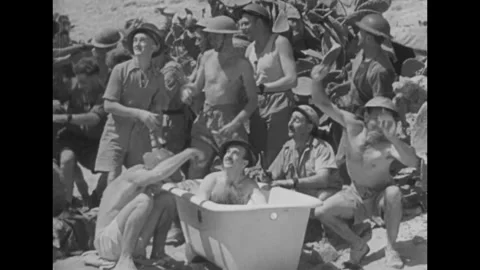 LIBYA - 1941 - British troops deflect Axis air raids in the Siege of Tobruk. Stock-Footage 341423103