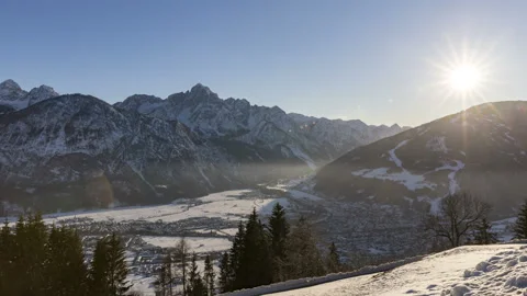 Lienz at nightfall, zoom in Stock Footage 107314087