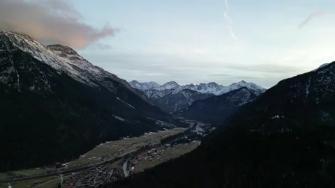 Life in Mountains Video stock 262995794