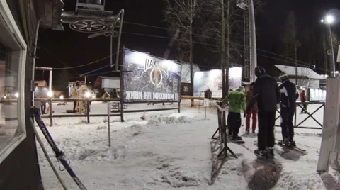 Lift to the ski slopes. Video stock 47091739