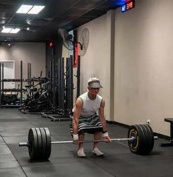 Lifting in drag Stock Photos