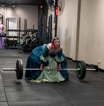 Lifting in drag Stock Photos