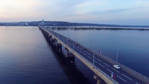 Lifting over the road bridge Video stock 96064440
