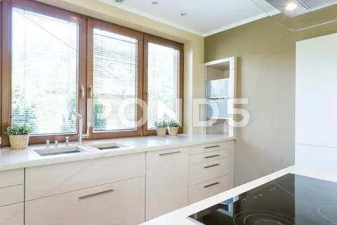 Light and fresh kitchen design Stock Photos