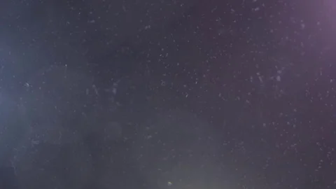 Light background. Alpha channel. Drop above background Vidéo 72931701