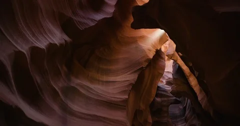 Light beam in Upper Antelope Canyon Stock Footage 91184935