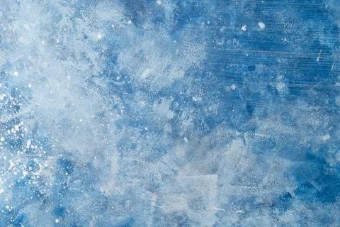 Light blue background with blurred white streaks. Foto stock