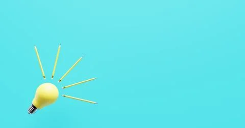 Light bulb and pencils. Creative thinking ideas, brainstorming. Illustrazione stock