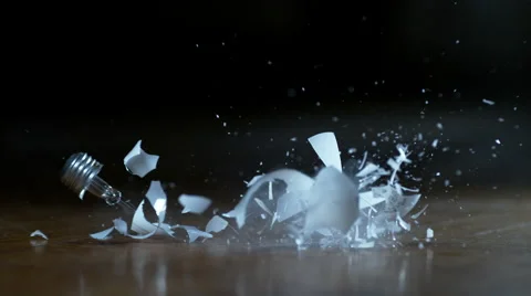 Light bulb dropping and breaking in super slow motion with speed ramp 스톡 동영상 60263215