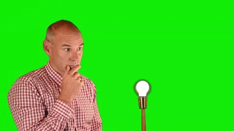 Light bulb with man green screen 動画素材 140288833
