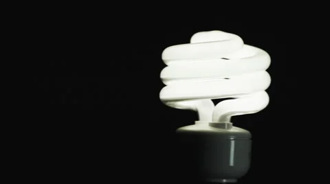 Light bulb turns on Stock Footage 62915459