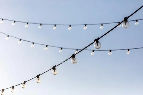Light bulbs on the background of a clear sky Foto stock