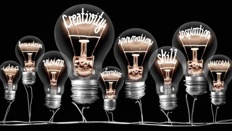 Light Bulbs with Creativity Concept Vídeo Stock 158487884