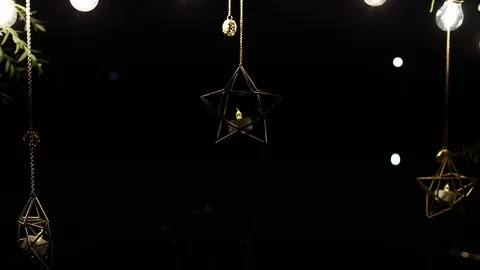 Light bulbs garland close up. 動画素材 86870061