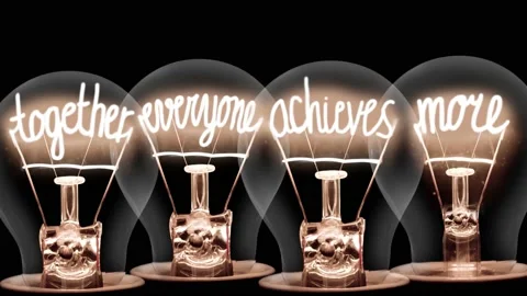 Light Bulbs with Teamwork Concept Video stock 181047419