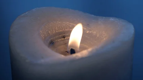 Light up the candle with a match 스톡 동영상 98087387