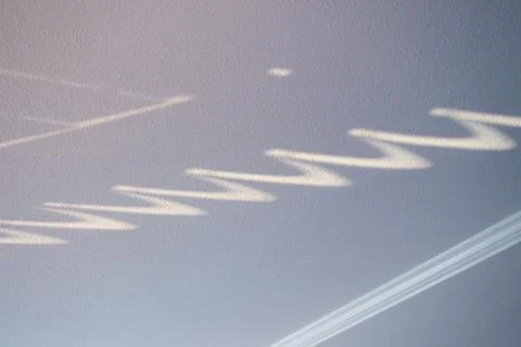 Light cast upon ceiling at home Stock-Fotos