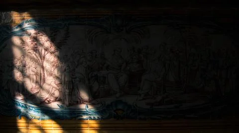 The light in dark shadow in the Mosteiro dos Jerónimos in Belem Portugal 2017 Foto stock